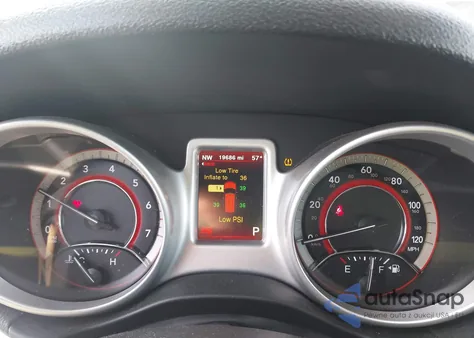 2019 Dodge Journey Se из США, поврежденный, VIN 3C4PDCBB2KT694201